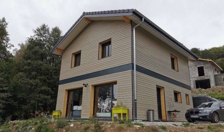 Fabrication et construction de maison en ossature bois plain pied et étage à Grenoble
